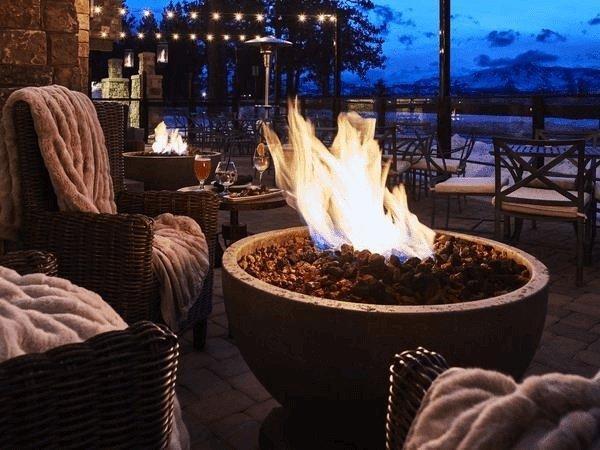 Social media post by rnr_vacationrentals