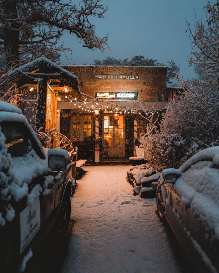 Social media post by chrisshvrp