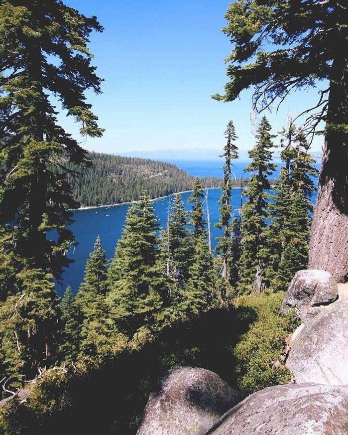 Social media post by sixthousand.minutes