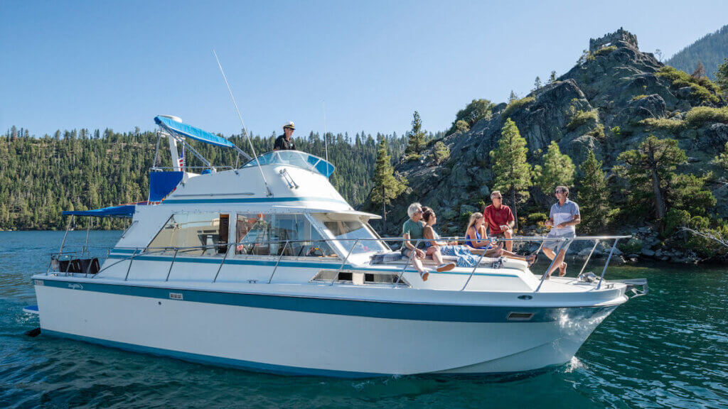 Boat Cruise in Emerald Bay